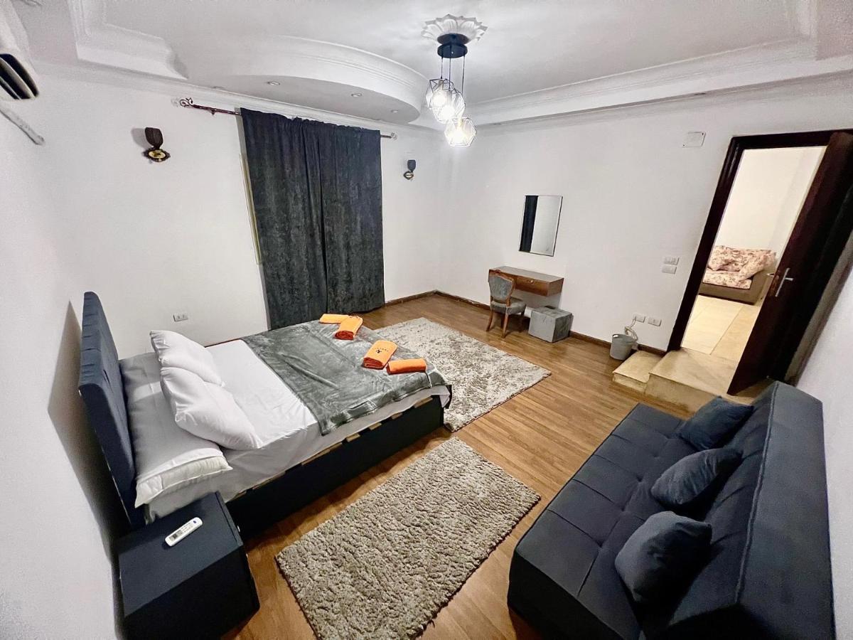 Near The Pyramids Inn Nazlet el-Sisi Екстер'єр фото